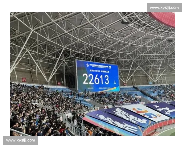 苏超暖心时刻！主队球迷集体高呼 “进一个”，客队球员含泪致谢